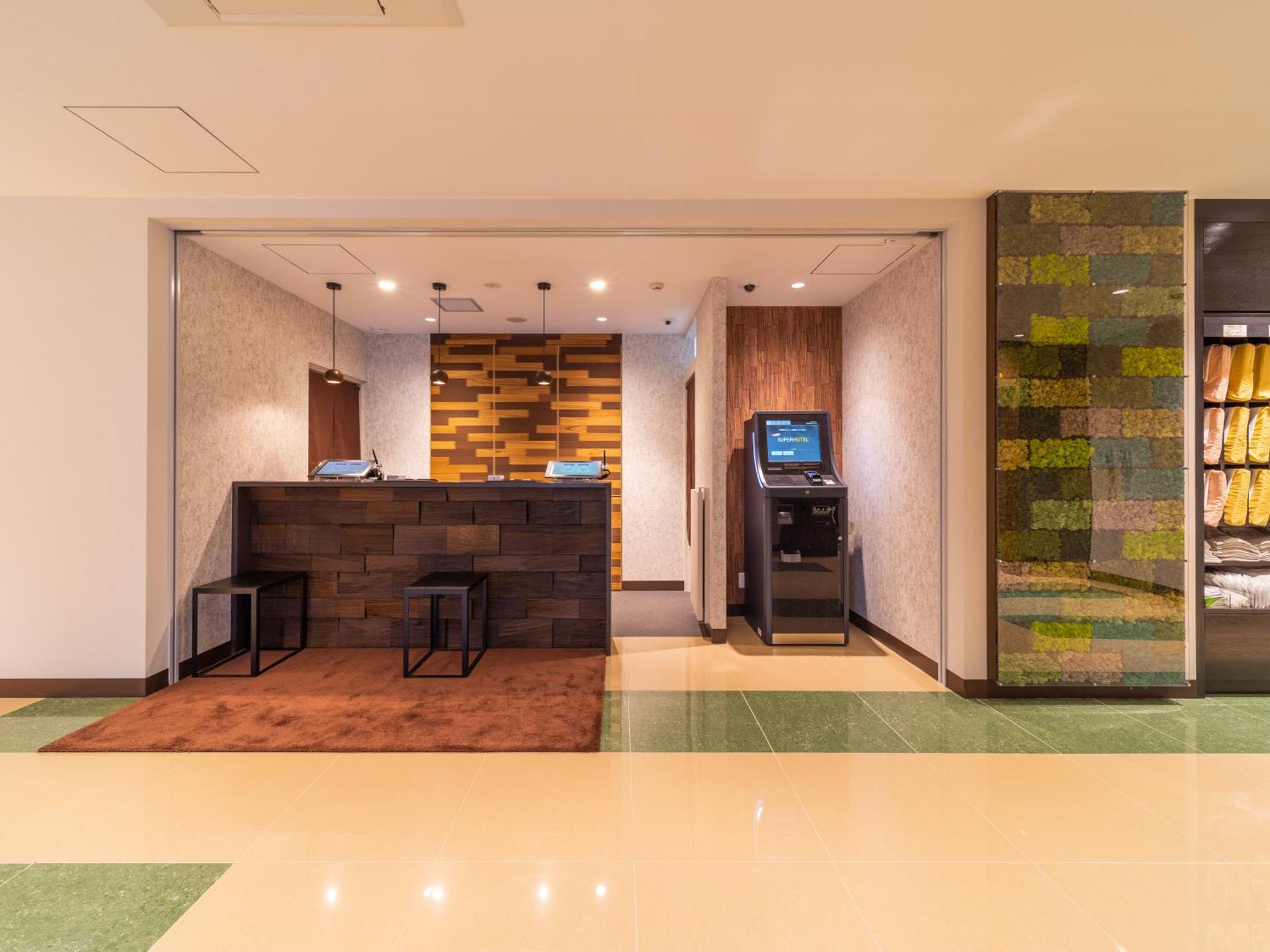 Super Hotel Yahaba Station East Exit Екстер'єр фото