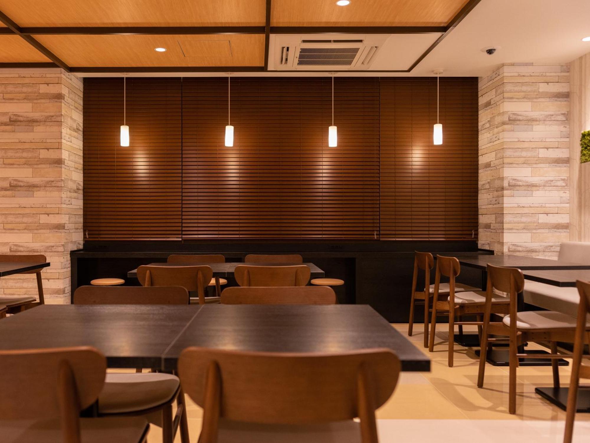 Super Hotel Yahaba Station East Exit Екстер'єр фото