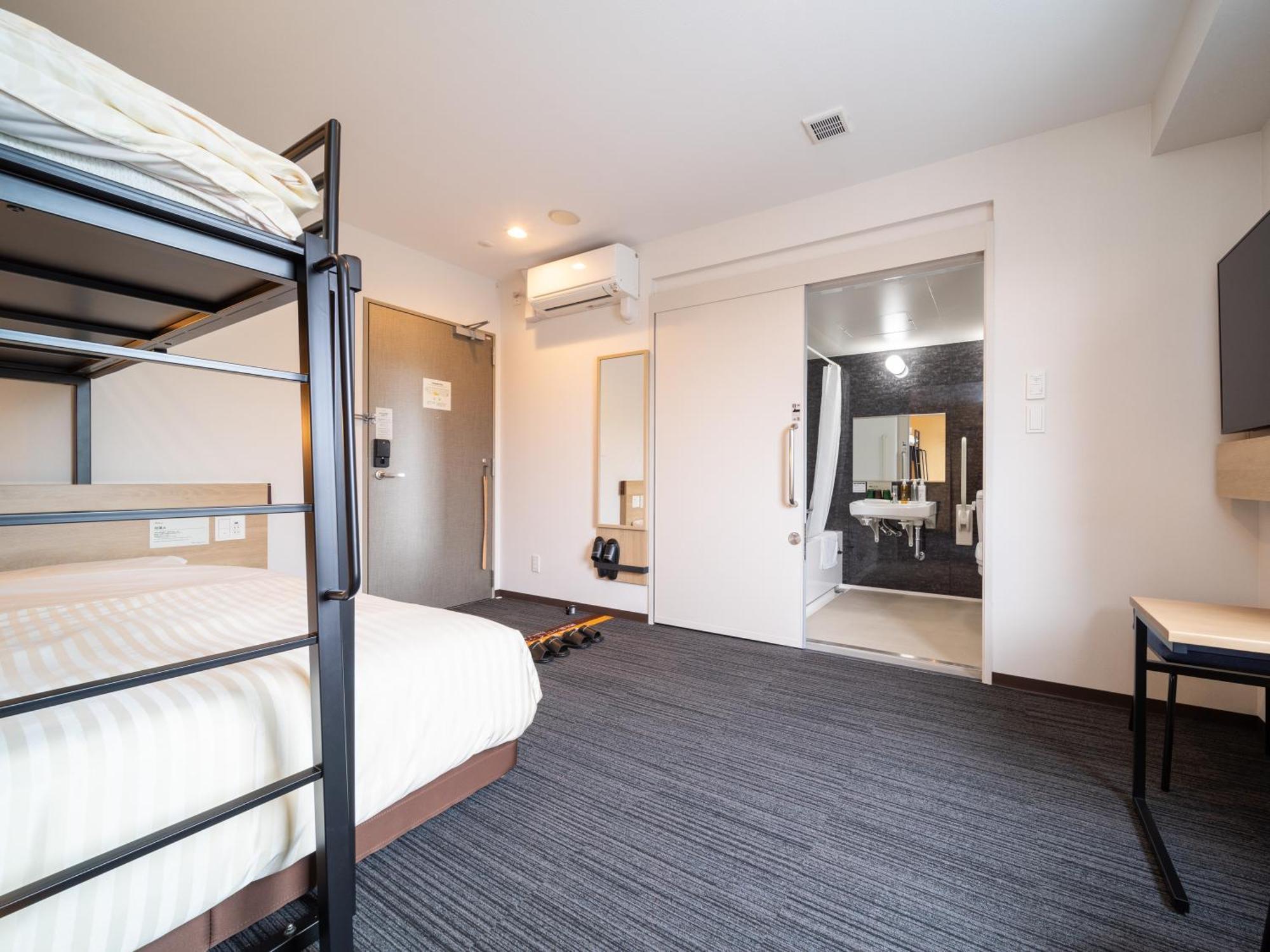 Super Hotel Yahaba Station East Exit Екстер'єр фото
