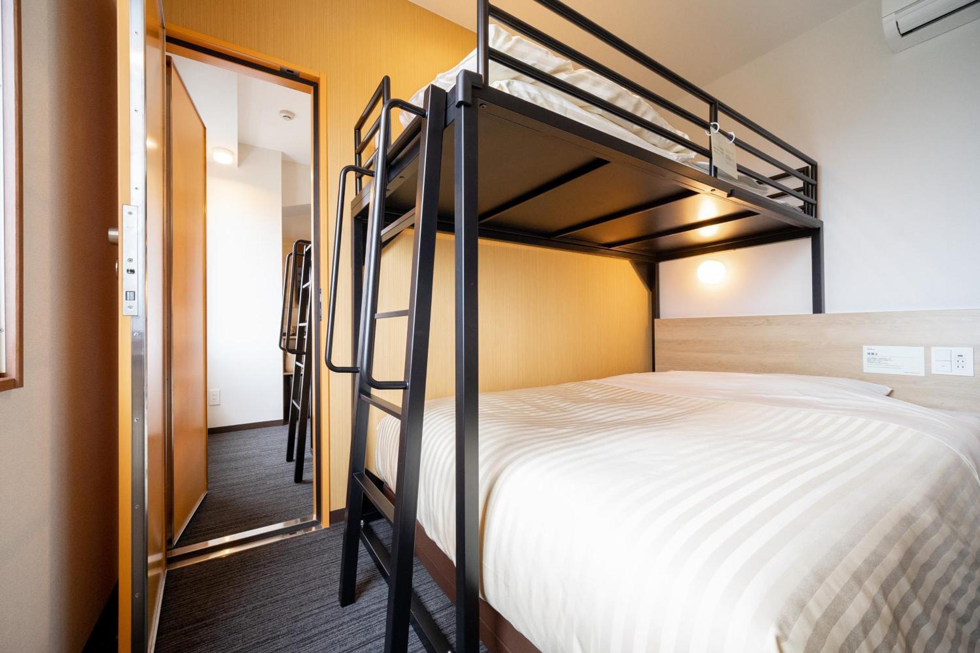 Super Hotel Yahaba Station East Exit Екстер'єр фото