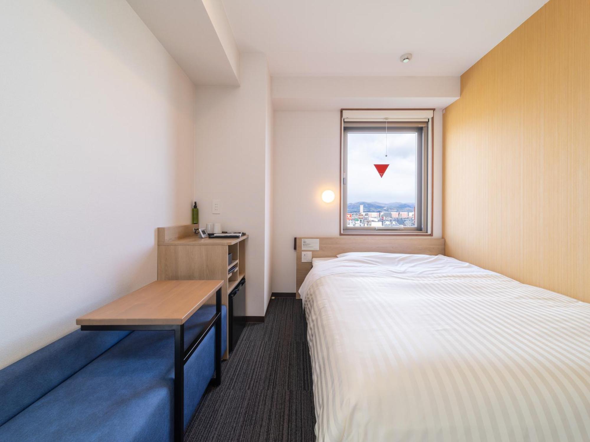 Super Hotel Yahaba Station East Exit Екстер'єр фото