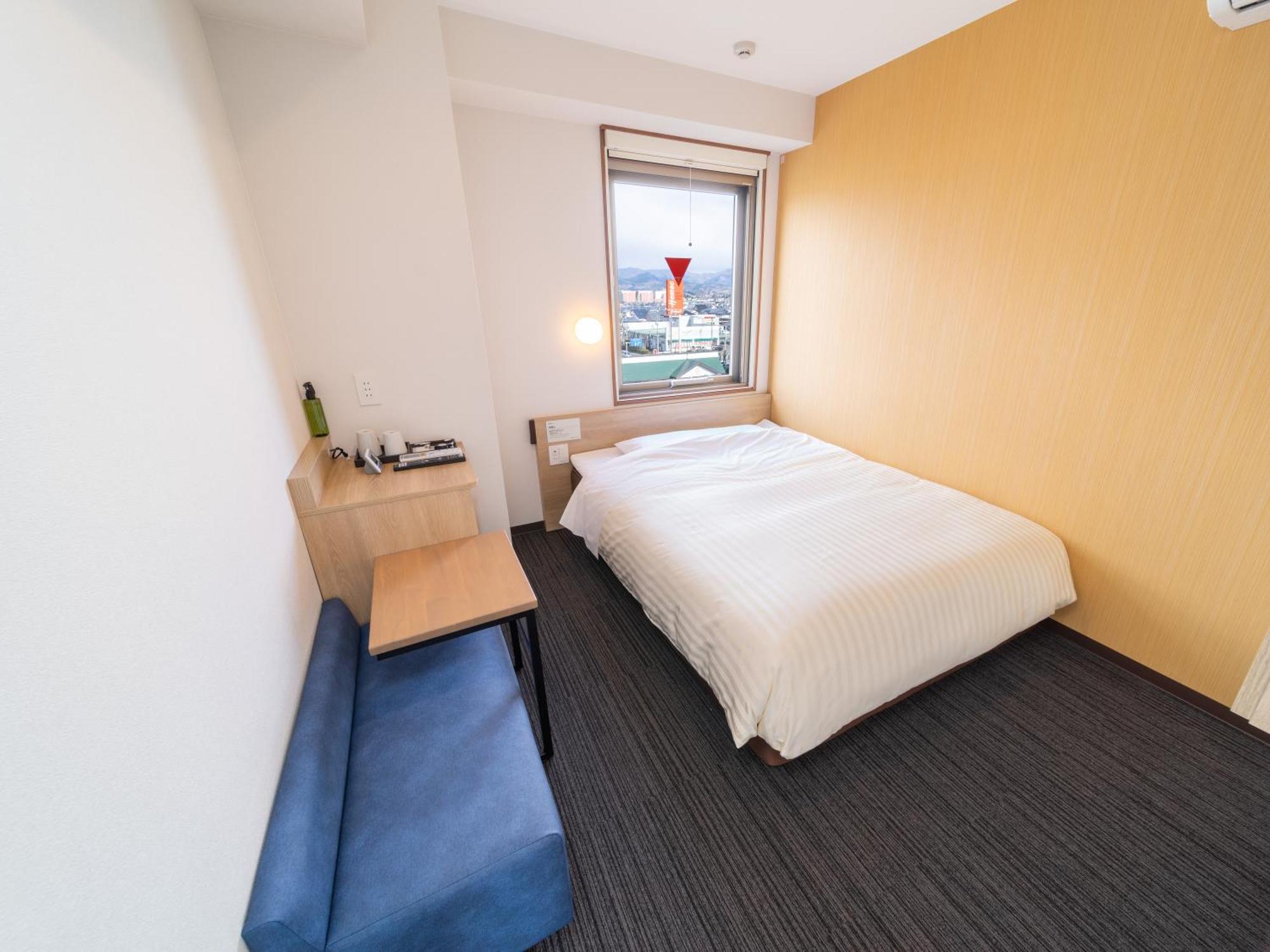Super Hotel Yahaba Station East Exit Екстер'єр фото